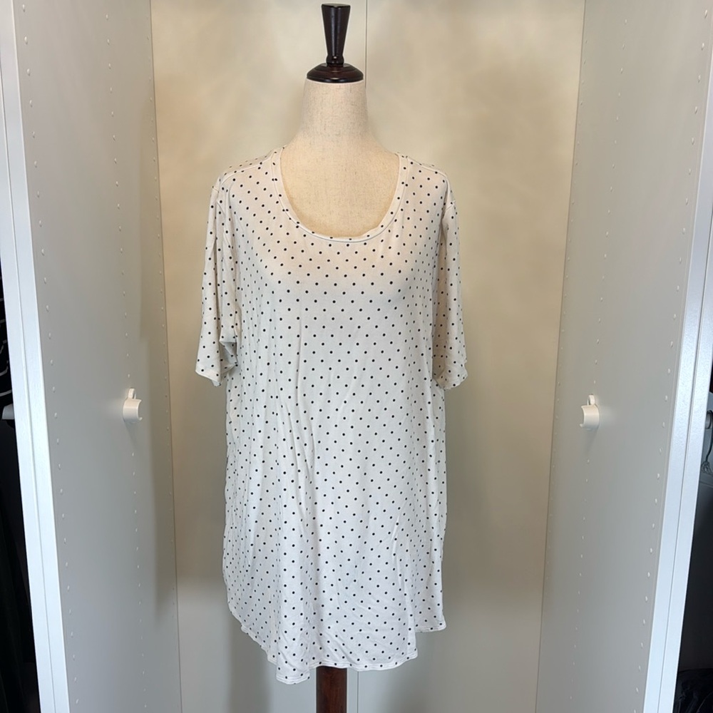 EUC Old Navy Luxe Cream with Black Polka Dots Tunic Top Size 2X